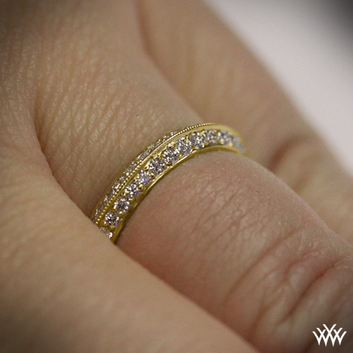 VRAI The Knife-Edge Wedding Bands | 18K Yellow Gold