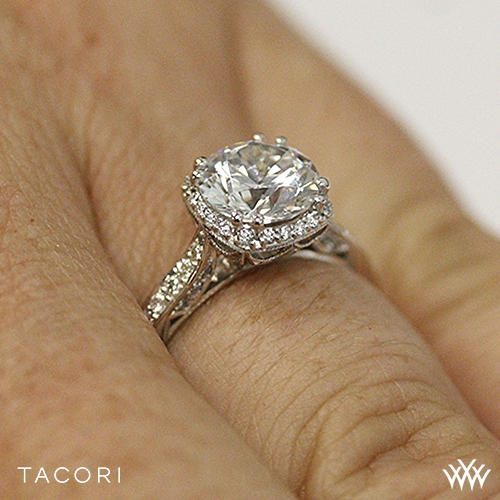 Tacori 2620RDP Dantela Crown Diamond Engagement Ring | 2527