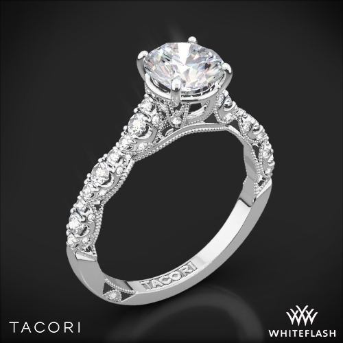 Tacori petite crescent 2025 wedding band