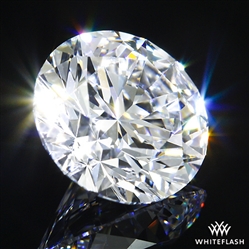 The diamond is glorious! 💍💎