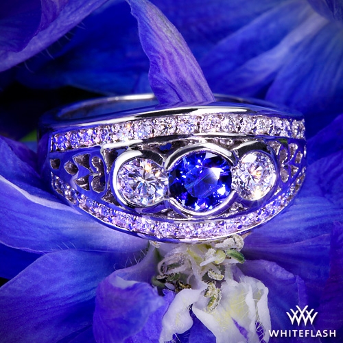 Ladies Blue Sapphire 0.66ctw & Diamond Pendant Necklace
