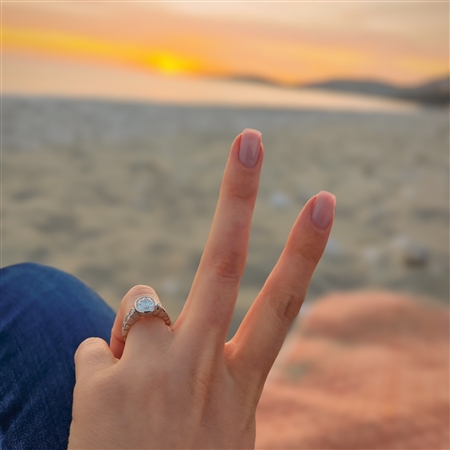 Creating the happiest memory with the perfect engagement ring.